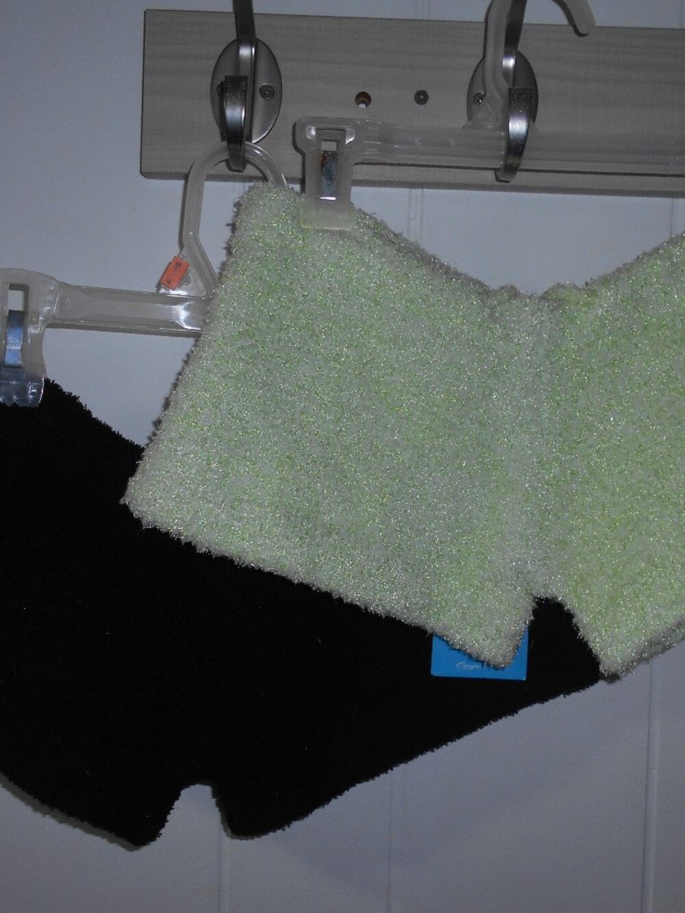 Shorts w/ Drawstring -Black or Green-Adult XSmall -NWT